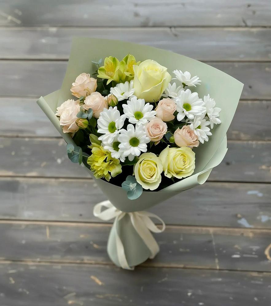 Букет цветов из: Альстромерии, Розы и Хризантемы в Невельске