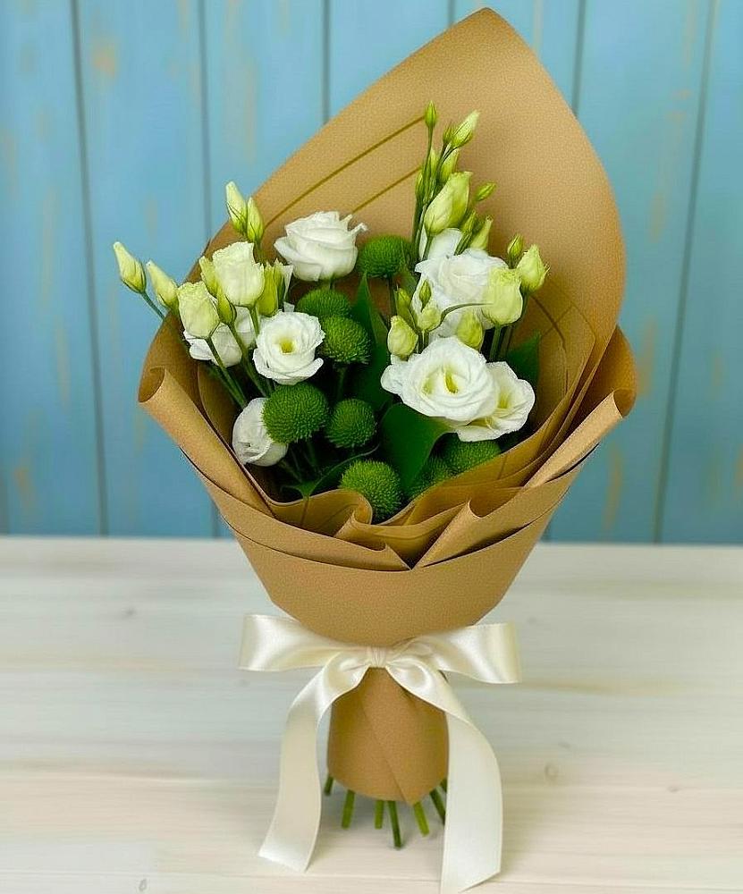 Букет цветов из: Хризантемы и Лизиантусы в Невельске