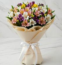 Букет цветов из:  Альстромерии в Невельске
