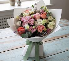 Букет цветов из:  Розы, Лизиантусы и Гвоздики в Невельске