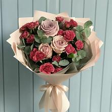 Букет цветов из:  Гвоздики и Розы в Невельске